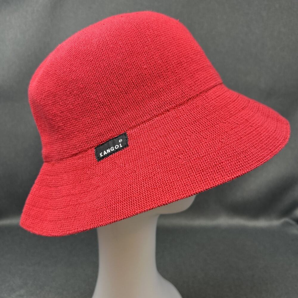 Vintage Kangol Bucket Hat Bermuda Casual Scarlet Red Textured Knit Beach Wear